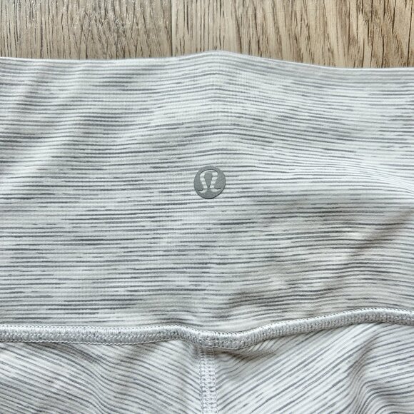 Lululemon Wunder Under Crop High Rise 21” Leggings Gray Heather Stripe Size 2 - Picture 6 of 9